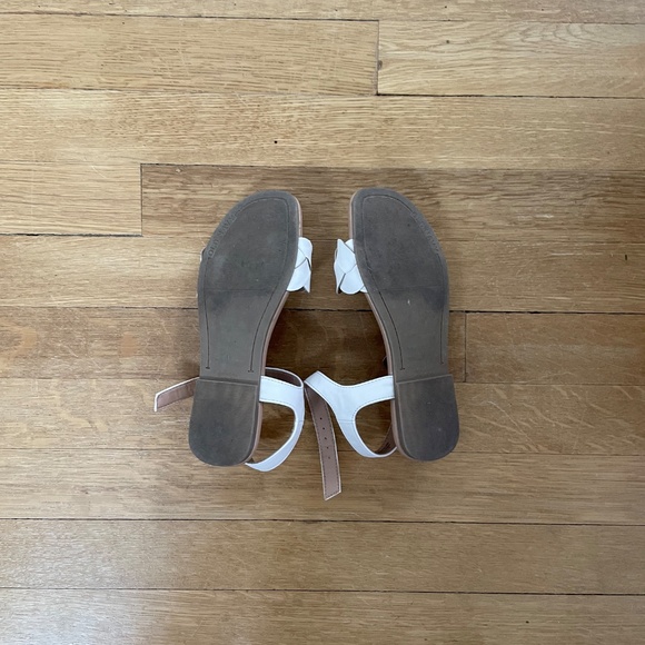 Old Navy White Dress Sandals - Picture 2 of 4